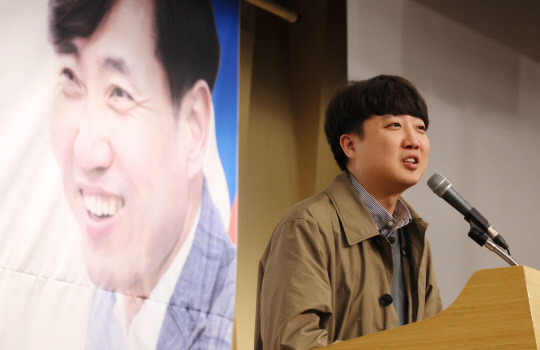 `10 纴` ؼ "¶  ǹ? 忹 ʳ "